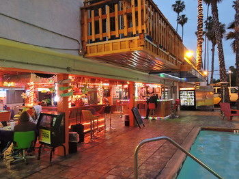 Los Angeles Adventurers All Suite Hotel