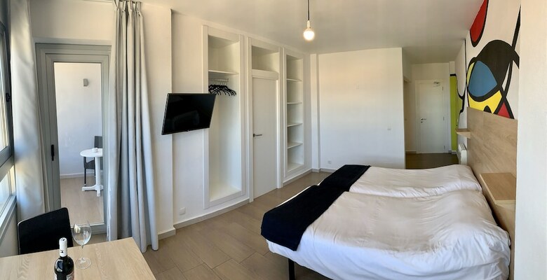 Apartaments La Perla Negra
