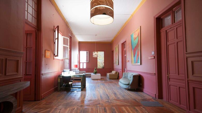 Happy House Hostel