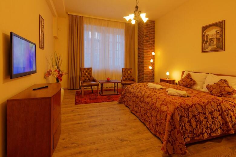 Hostal Enjoy Inn