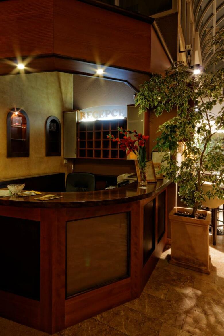 Hostal Enjoy Inn