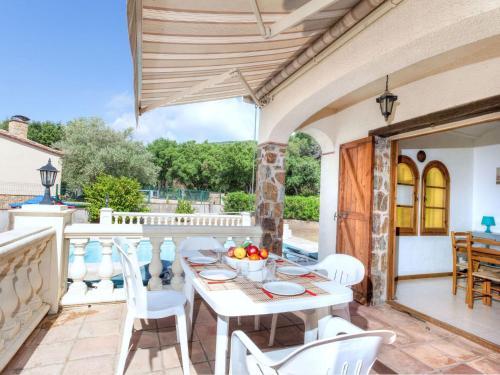 Villa Holiday Home Cabanyes C415