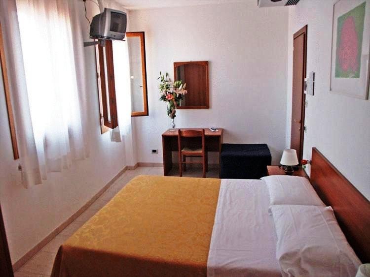 Leonardo Hotel