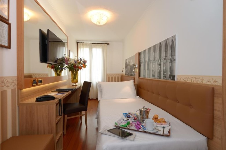 Hotel Ala