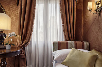 Hotel American Dinesen