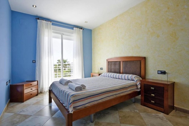 Villa Segovia