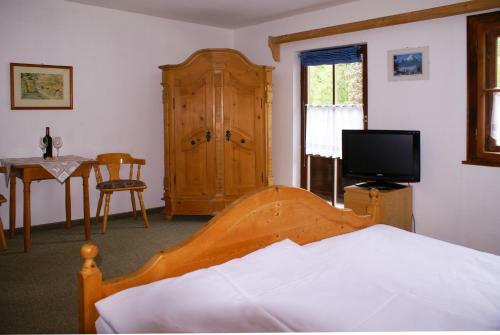 Posada Wirtshaus Und Pension Hocheck