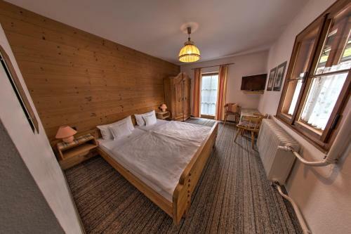 Posada Wirtshaus Und Pension Hocheck