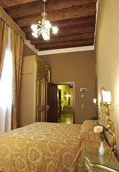 Hotel Al Ponte Mocenigo