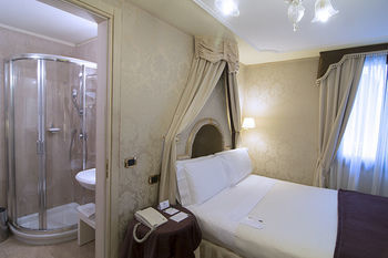 Hotel UNA Venezia