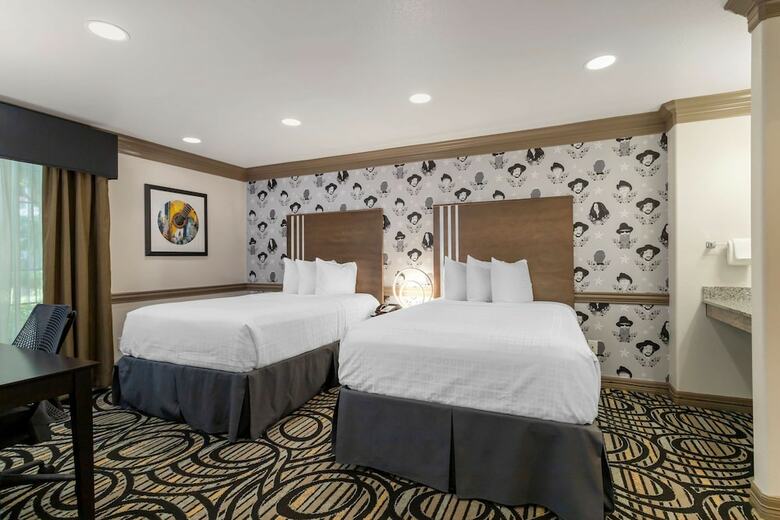 Aiden Austin City Hotel