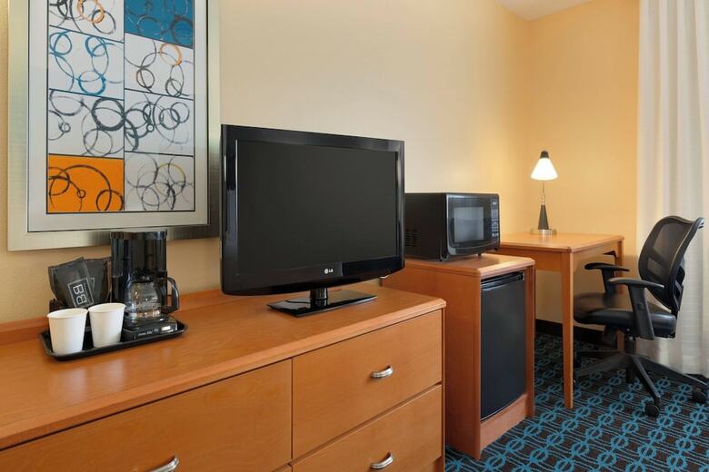 Hotel Fairfield Inn & Suites Bismarck North