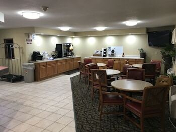 Motel Economy Inn & Suites Cedar Rapids