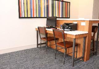 Hotel Holiday Inn Express & Suites North
