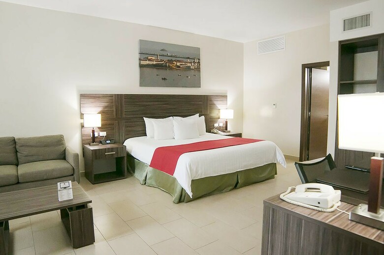 Clarion Victoria Hotel And Suites Panama