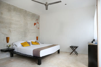 Hotel Villas H2o