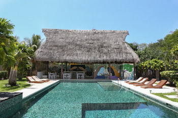 Hotel Villas H2o