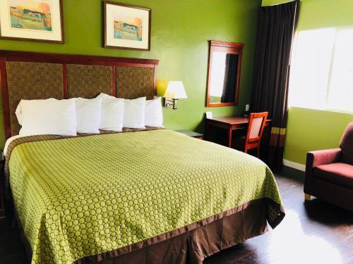 Encore Motel