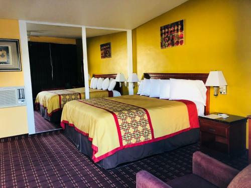 Encore Motel