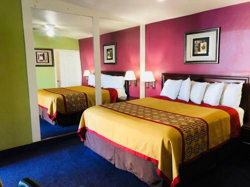 Encore Motel