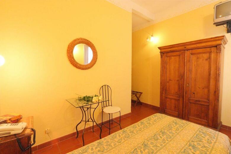 Hotel Genesio