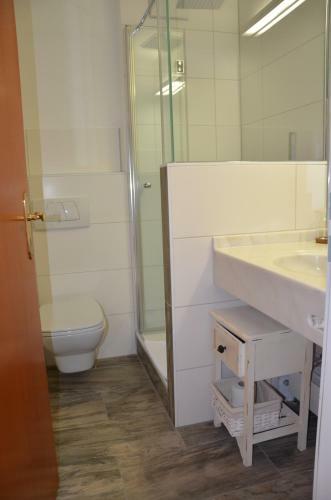 Hostal Hotel Garni Reulein