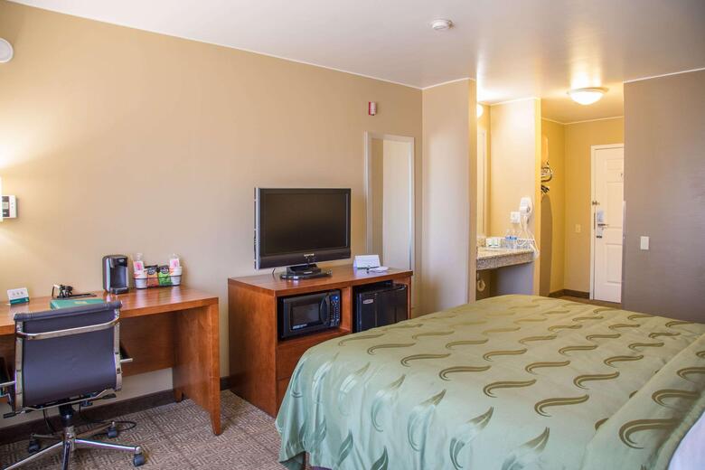 Hotel Comfort Inn Merced (now Friendly Inn)
