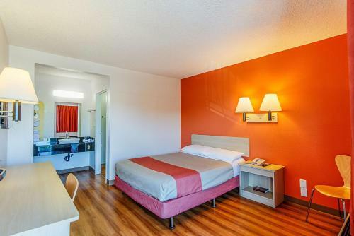 Motel 6 Modesto