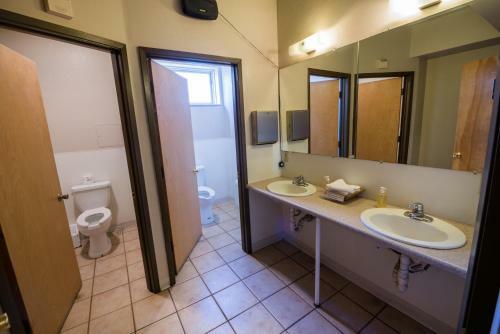 Hi - Monterey Hostel