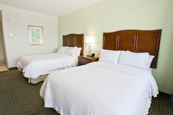 Hotel Holiday Inn Express Orange Beach - On The Beach