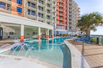 Hotel Holiday Inn Express Orange Beach - On The Beach