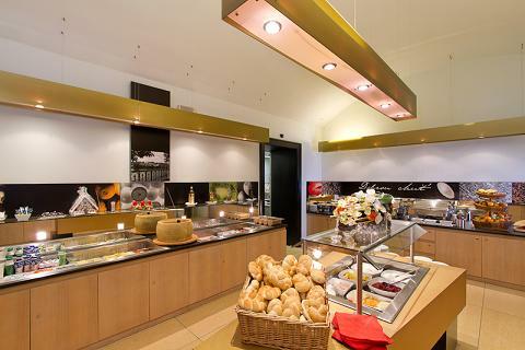 Falkensteiner Hotel Maria Prag