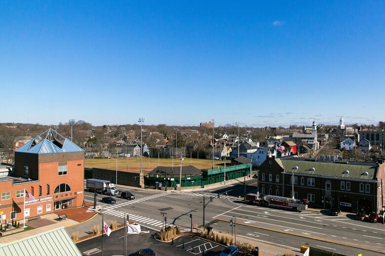 Hotel Newport Marriott