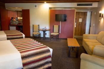 Hotel Lakeside Inn And Casino