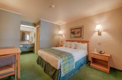 Motel Brandin' Iron Inn