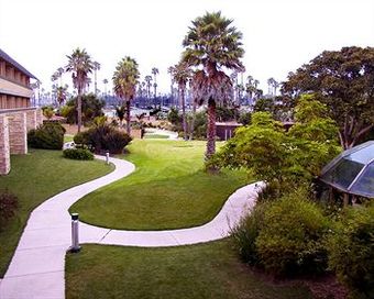 Hotel Four Points By Sheraton Ventura Harbor Resort