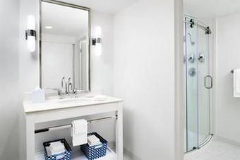 Hotel Four Points By Sheraton Ventura Harbor Resort