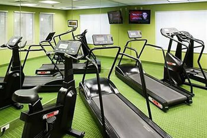 Hotel Fairfield Inn & Suites By Marriott Rogers