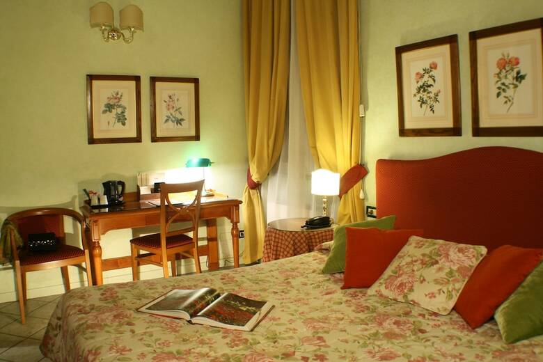 Hotel Rosary Garden