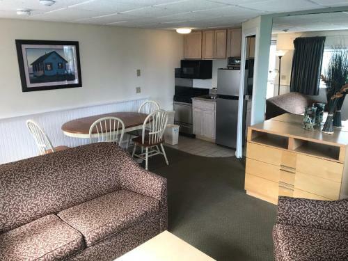 Motel The Corsair & Cross Rip Oceanfront