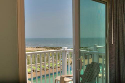 Motel The Corsair & Cross Rip Oceanfront