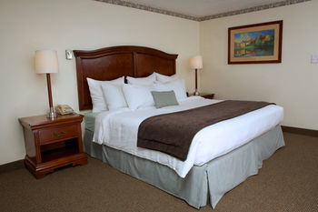 Motel Holiday Hill Inn & Suites
