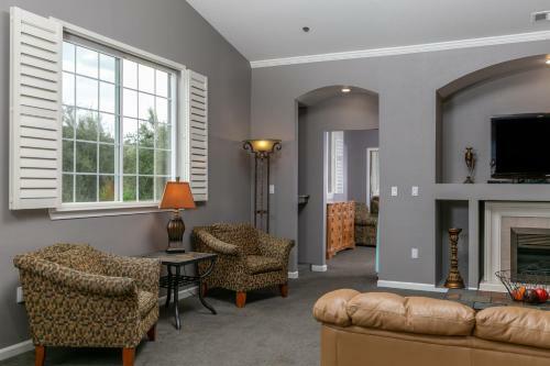 Hotel Purple Orchid Resort & Spa