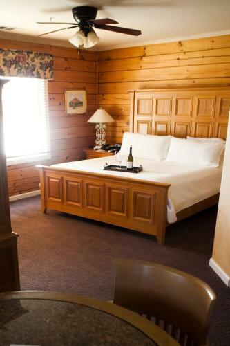 Hotel Purple Orchid Resort & Spa