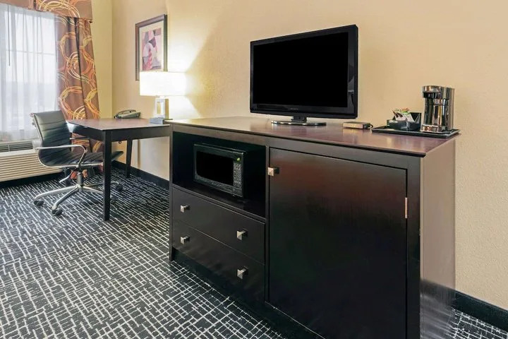 Hotel La Quinta Inn & Suites Mcalester