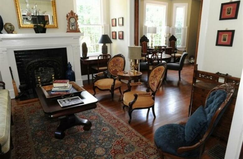 Bed & Breakfast Clevedale Historic Inn And Gardens
