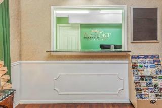Motel Baymont Inn & Suites - Calhoun