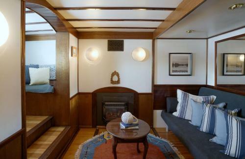 The Covington Inn Bed & Breakfast
