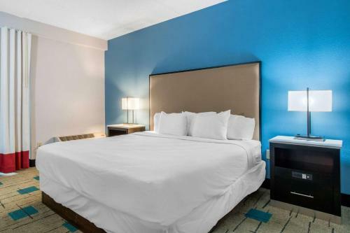 Hotel Clarion Inn