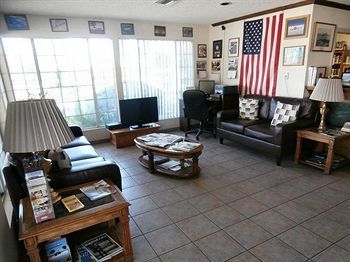 Hotel Americas Best Value Inn & Suites - Lancaster
